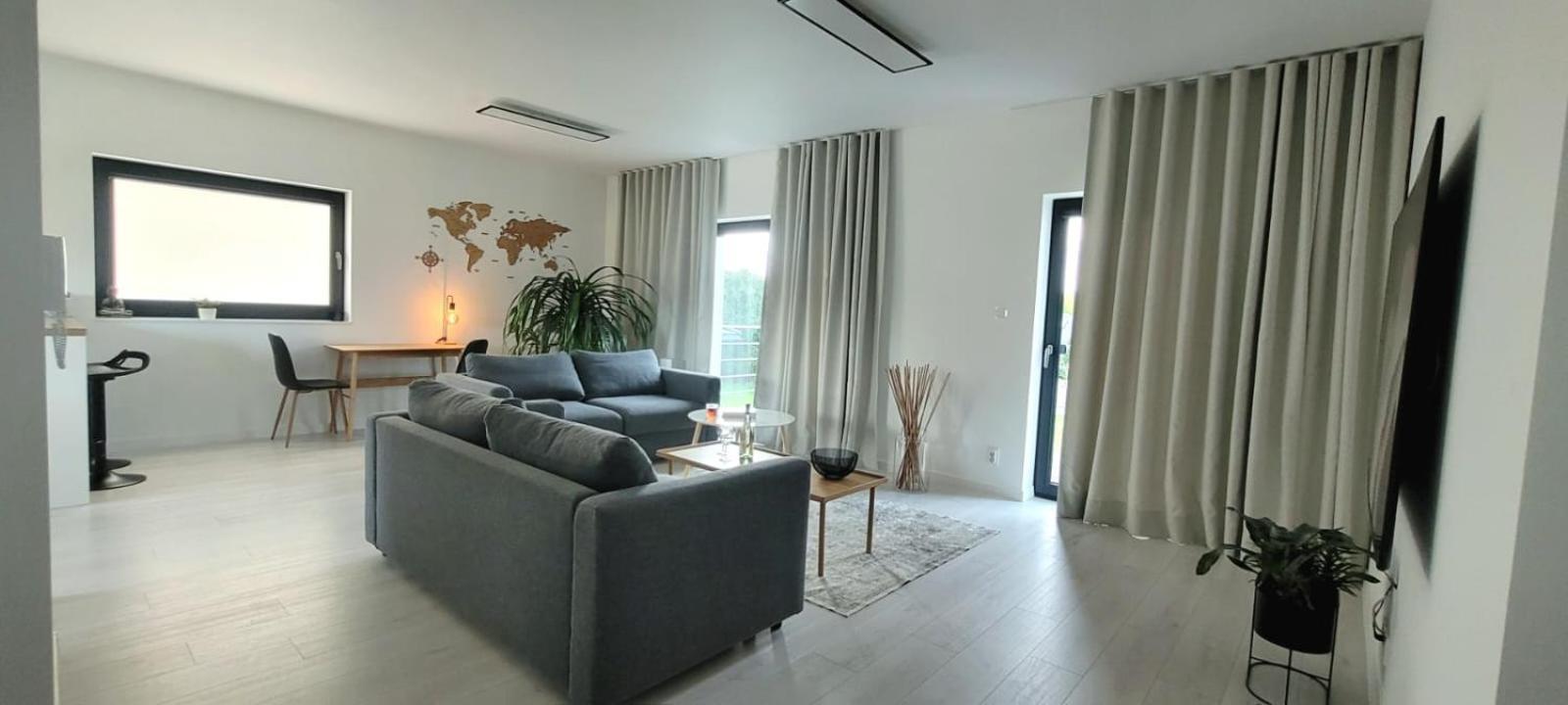 Bast 17 Dom Duzy Parking , Mandoria , Ptak , 2 Sypialnie Lub 1 Sypialnia, Taras , Autostrada A1, Kalinowskiego 17E Wifi Lodž Exteriér fotografie